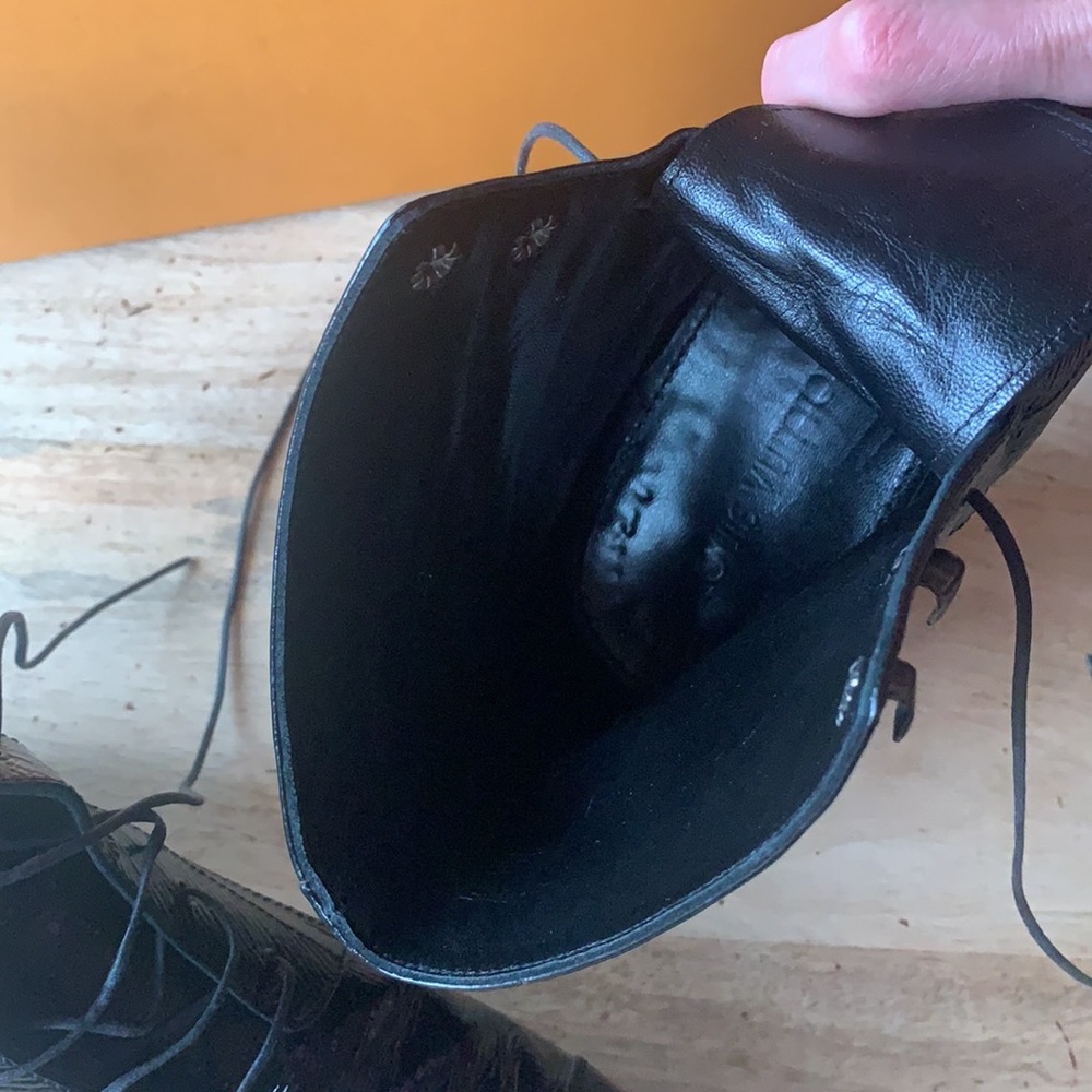 LOUIS VUITTON Patent Leather Laced Boots Dress shoes - size 8 1/2 - Picture 7 of 12